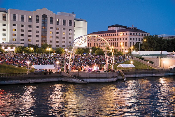 Mcgrath Cedar Rapids >> Art & Culture: Lifestyles: Iowa Tourism Map, Travel Guide, Things to Do: Travel Iowa Mcgrath Cedar Rapids >> Art & Culture: Lifestyles: Iowa Tourism Map, Travel Guide, Things to Do: Travel Iowa
