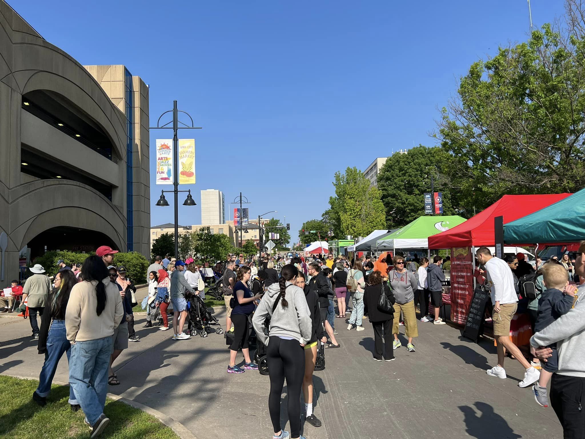 Iowa City Farmers Market, Iowa City Iowa