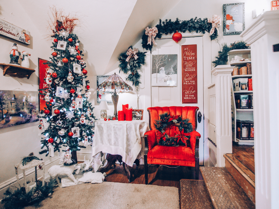 12 Great Towns For Holiday Ping 12 Iowa Downtowns With Great Ping Centerville