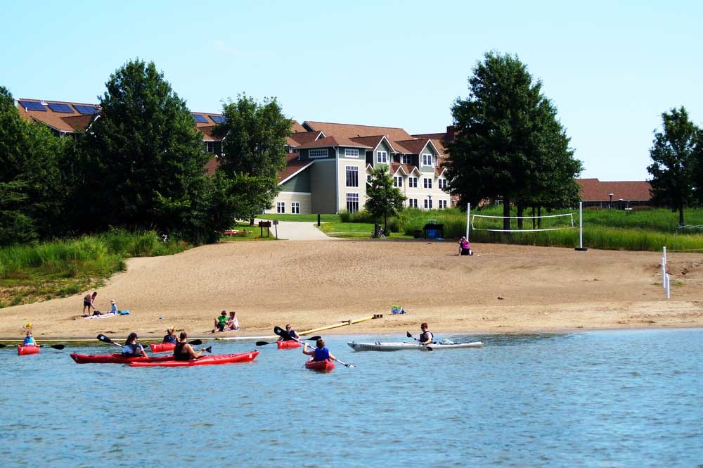 9 Iowa Lake Resorts