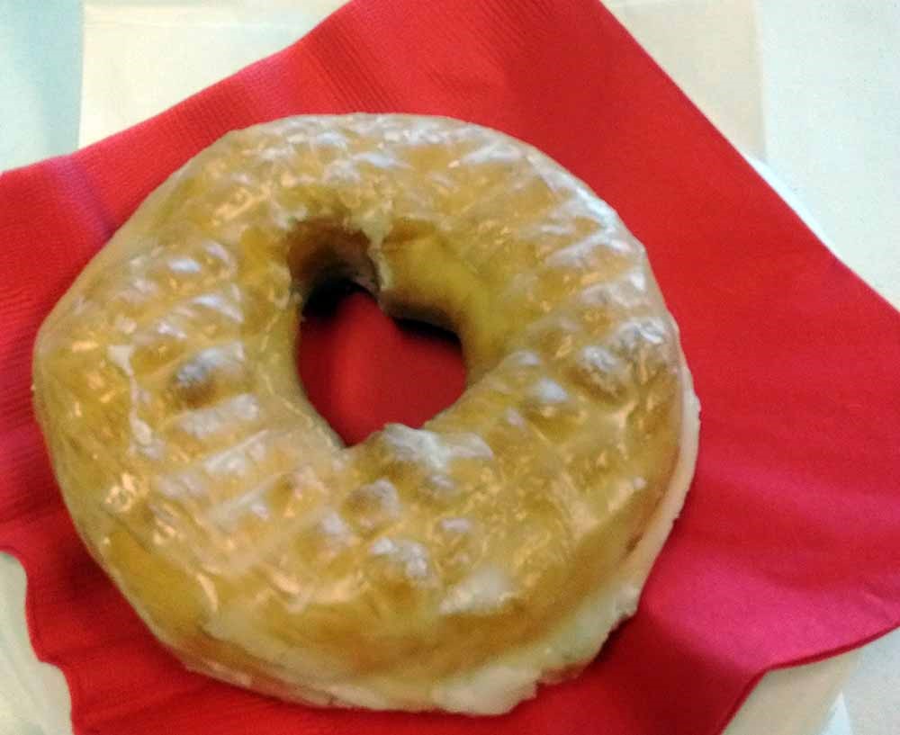 Iowa's Best Donuts: Golden Delight Bakery, Kalona, Iowa