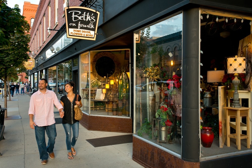 12 Iowa Downtowns with Great Shopping: Sioux City