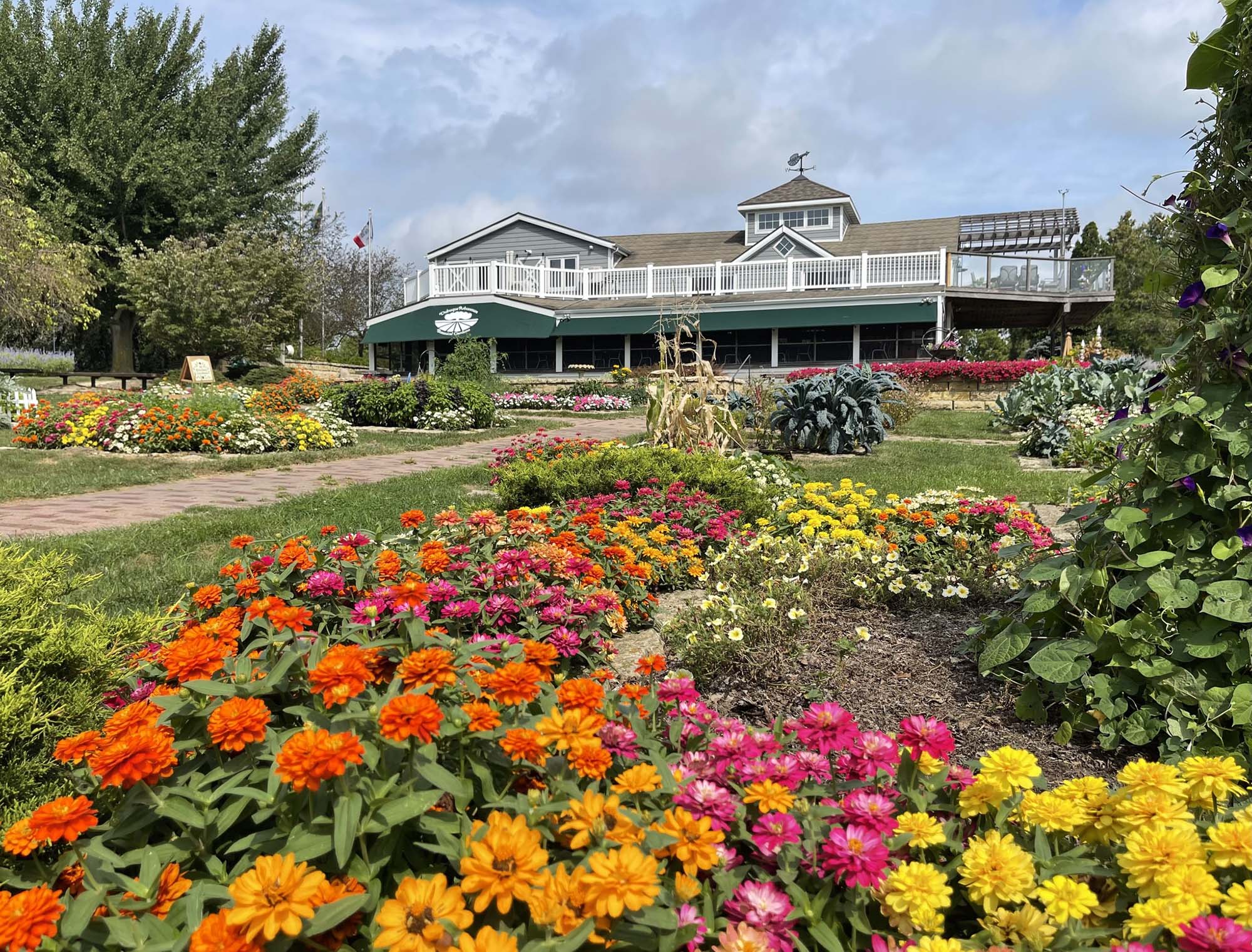 Arboretums & Botanical Gardens: Dubuque Arboretum & Botanical Gardens, Dubuque Iowa