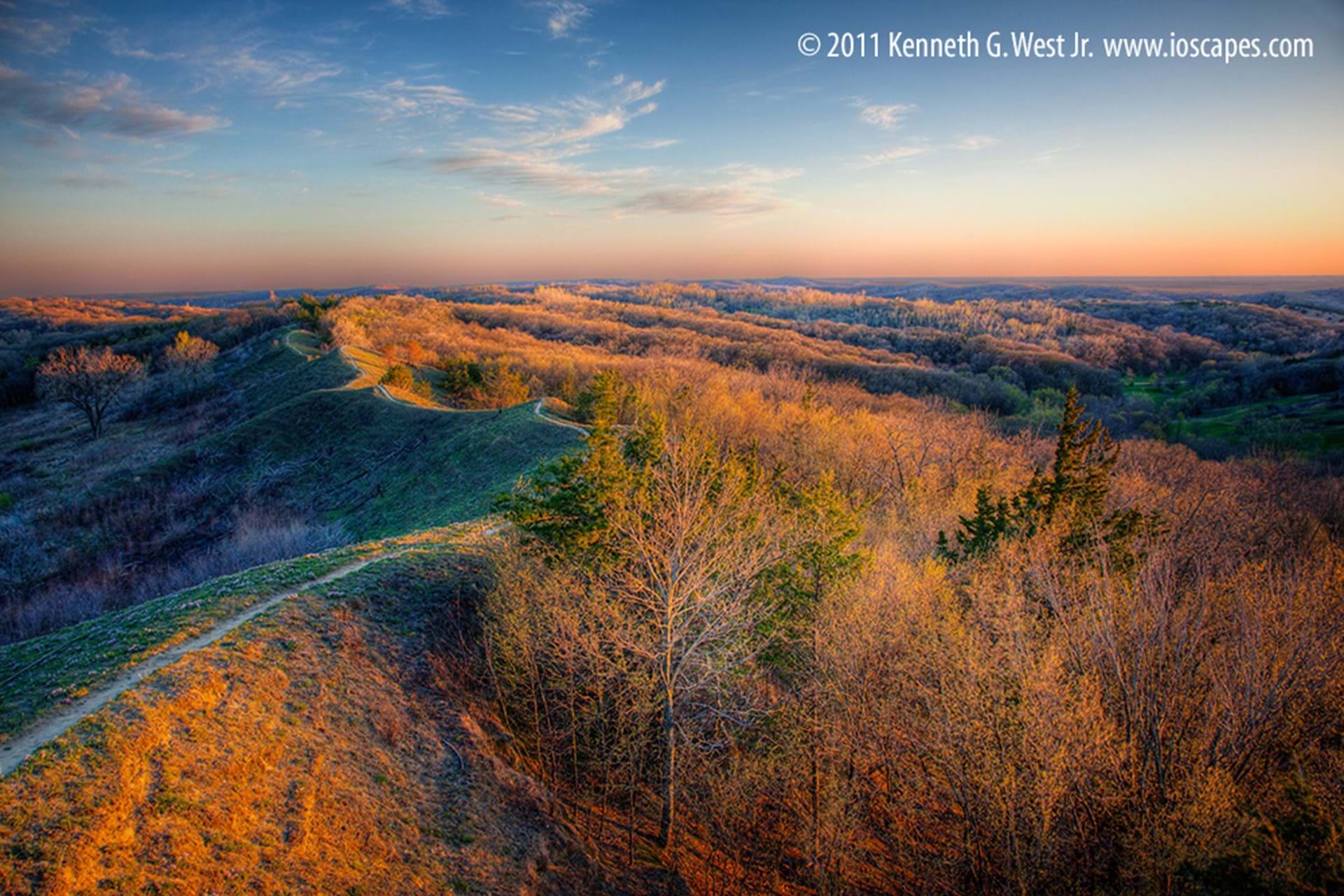 loess-hills-beyond-travel-iowa