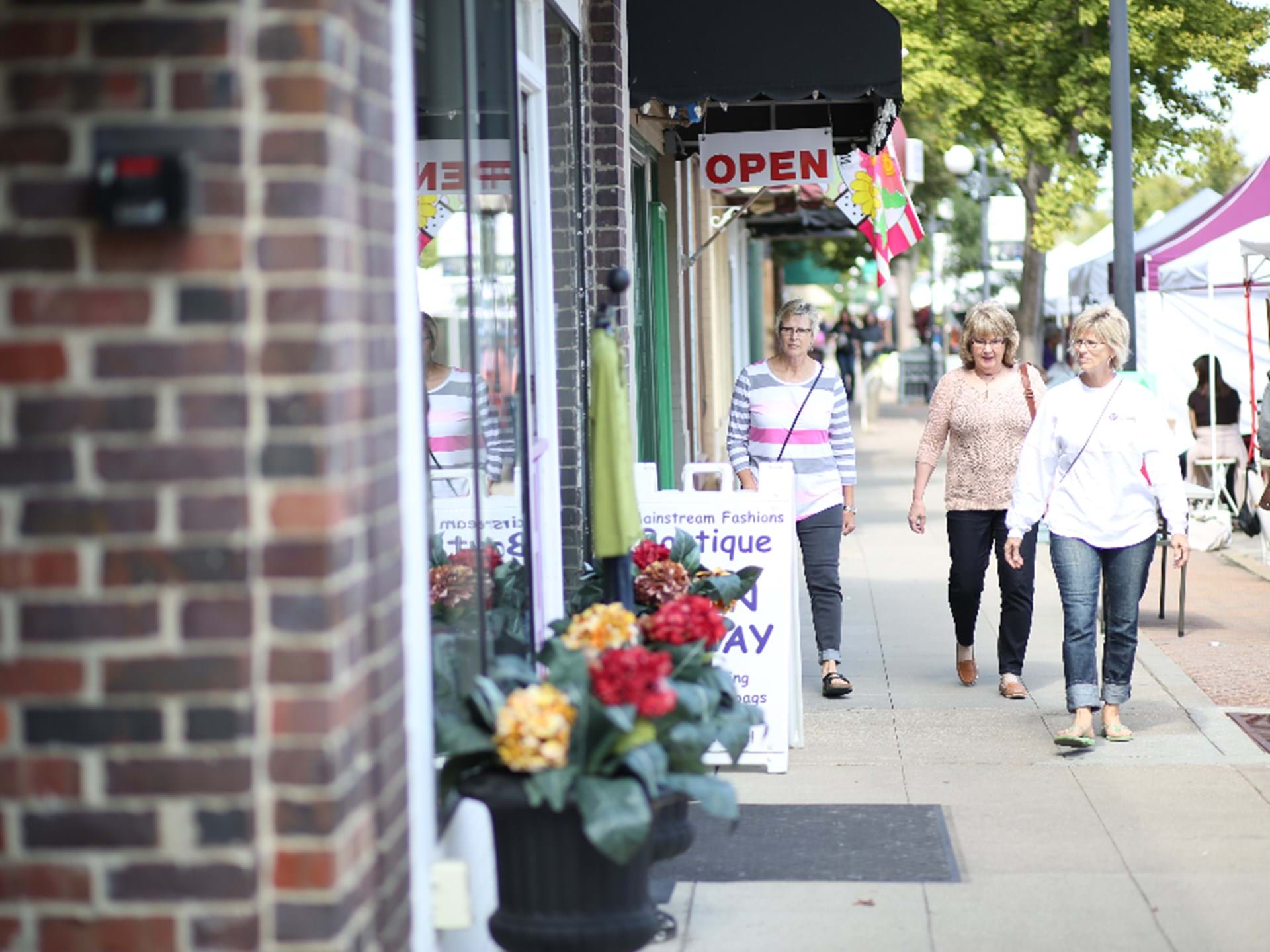 Shopping in Valley Junction