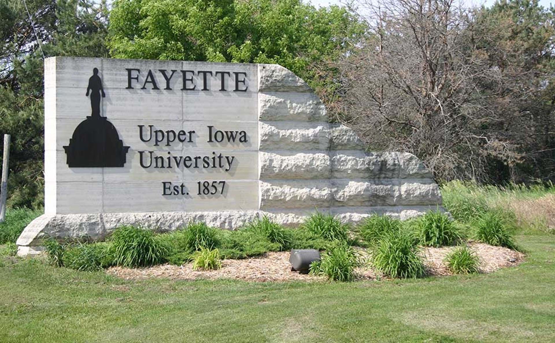 Fayette, Iowa Driftless Area Region Travel Iowa