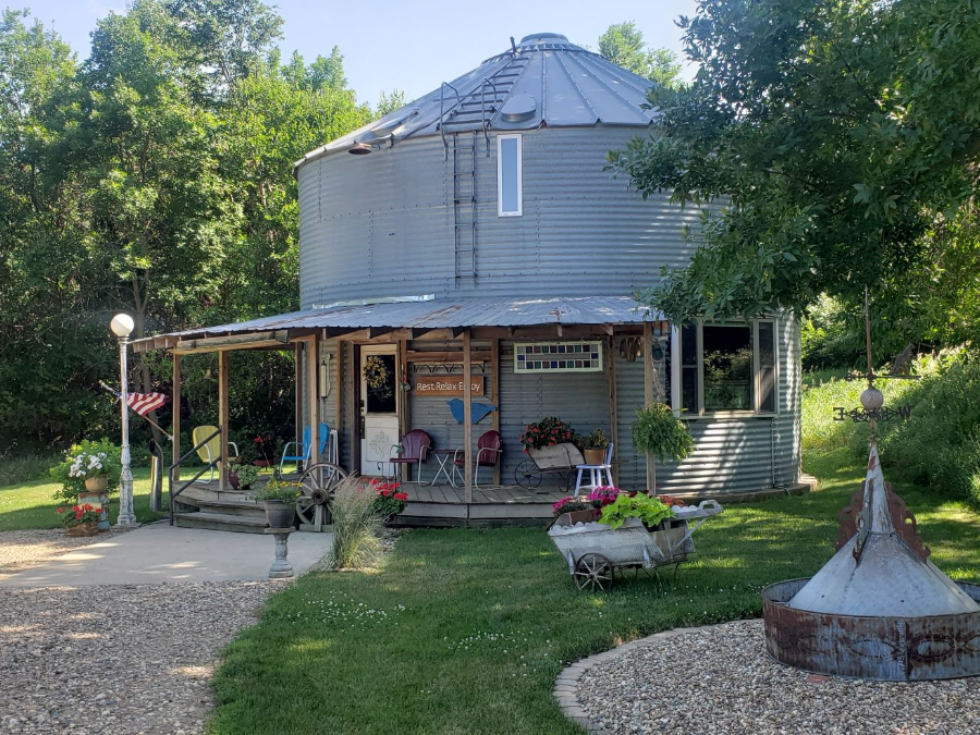 Grain Bin Lodge and Retreat Le Mars, Iowa Travel Iowa ThisIsIowa