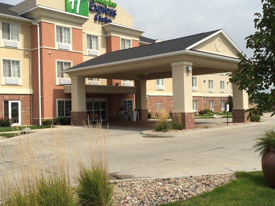 Holiday Inn Express Suites Council Bluffs Iowa Travel - 