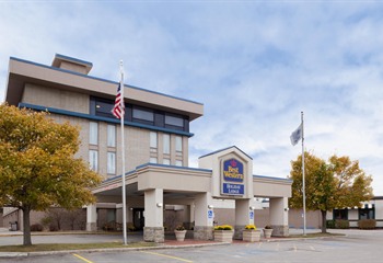 Best Western Holiday Lodge Clear Lake Iowa Best Western Holiday Lodge Clear Lake Ia Exterior