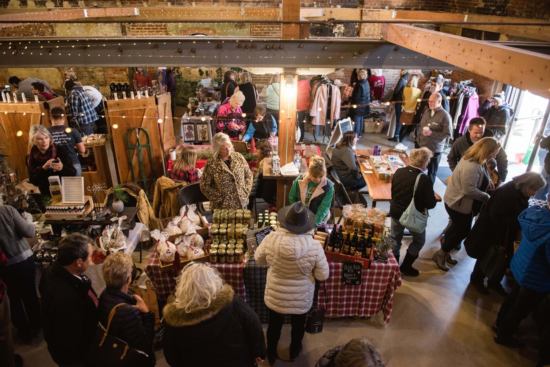 The Winter Solstice Market in Winterset
