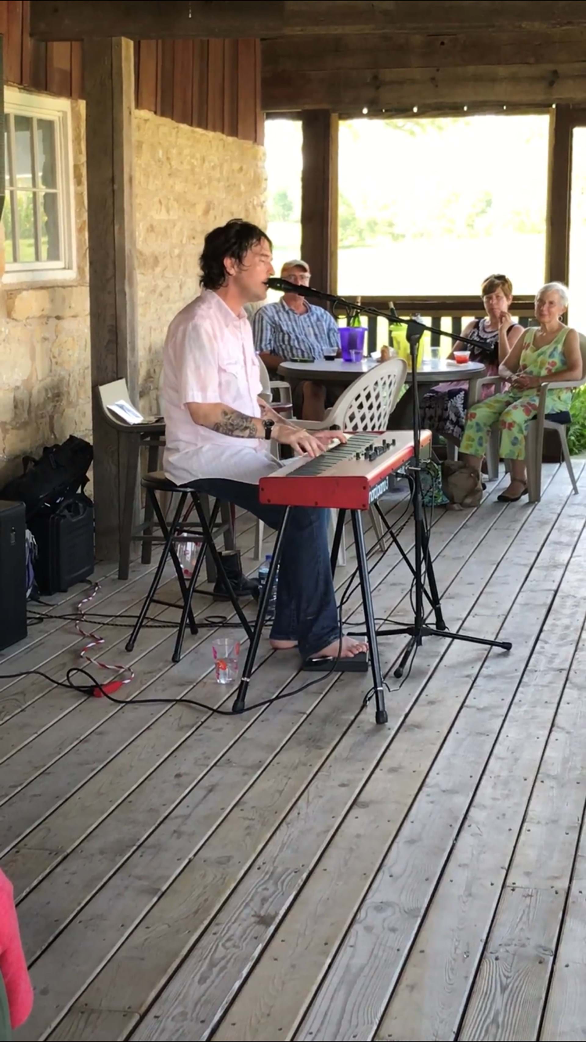 Iowa Singer Songwriter David Zollo 