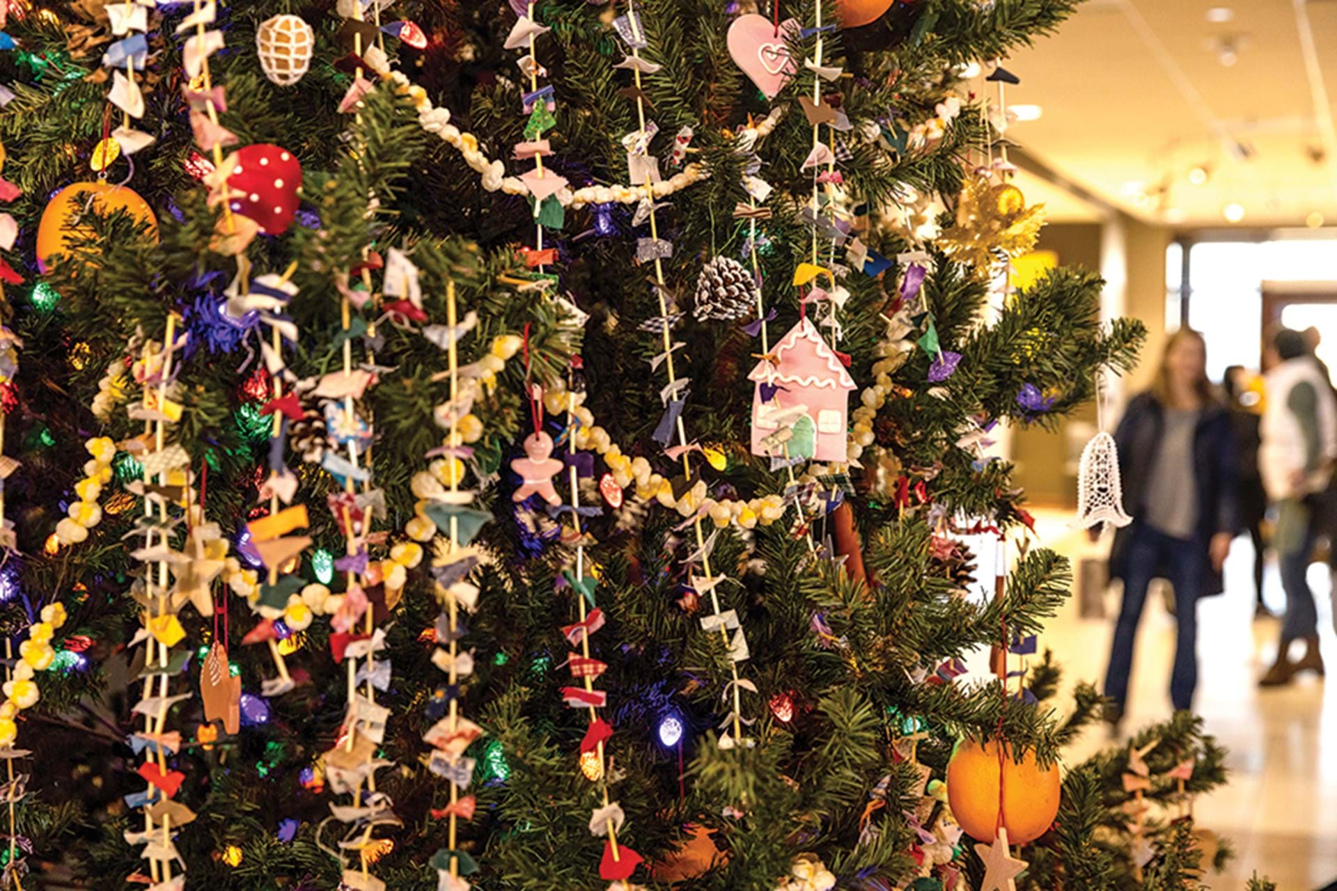 grand hall tree