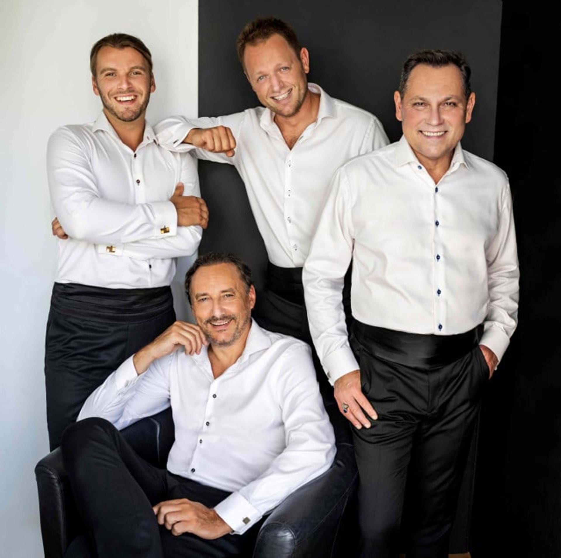 4 Tenors
