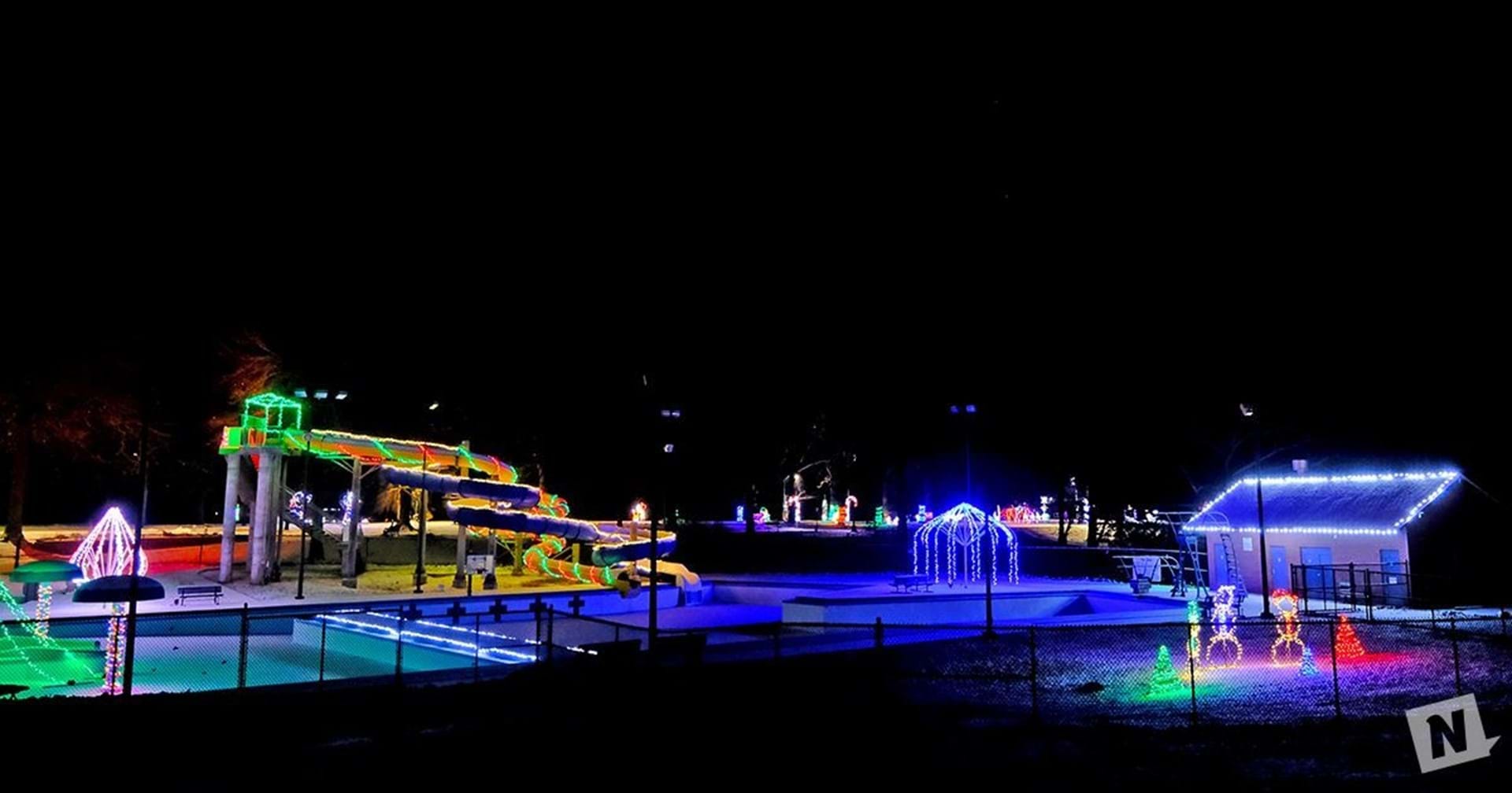 The Maytag Pool is aglow with lights!