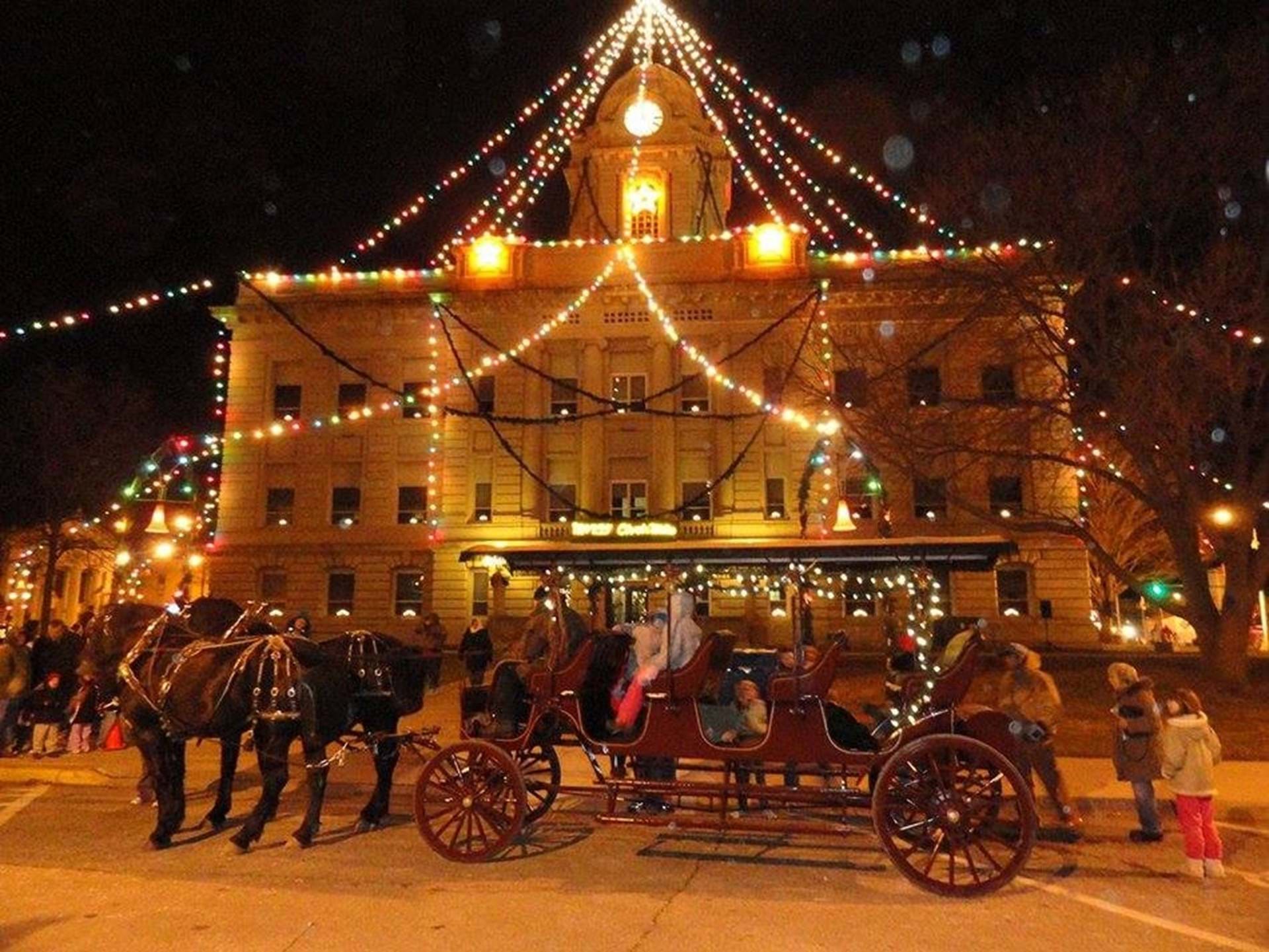 Honored holiday tradition since 1934 to light the Jasper County Courthouse
