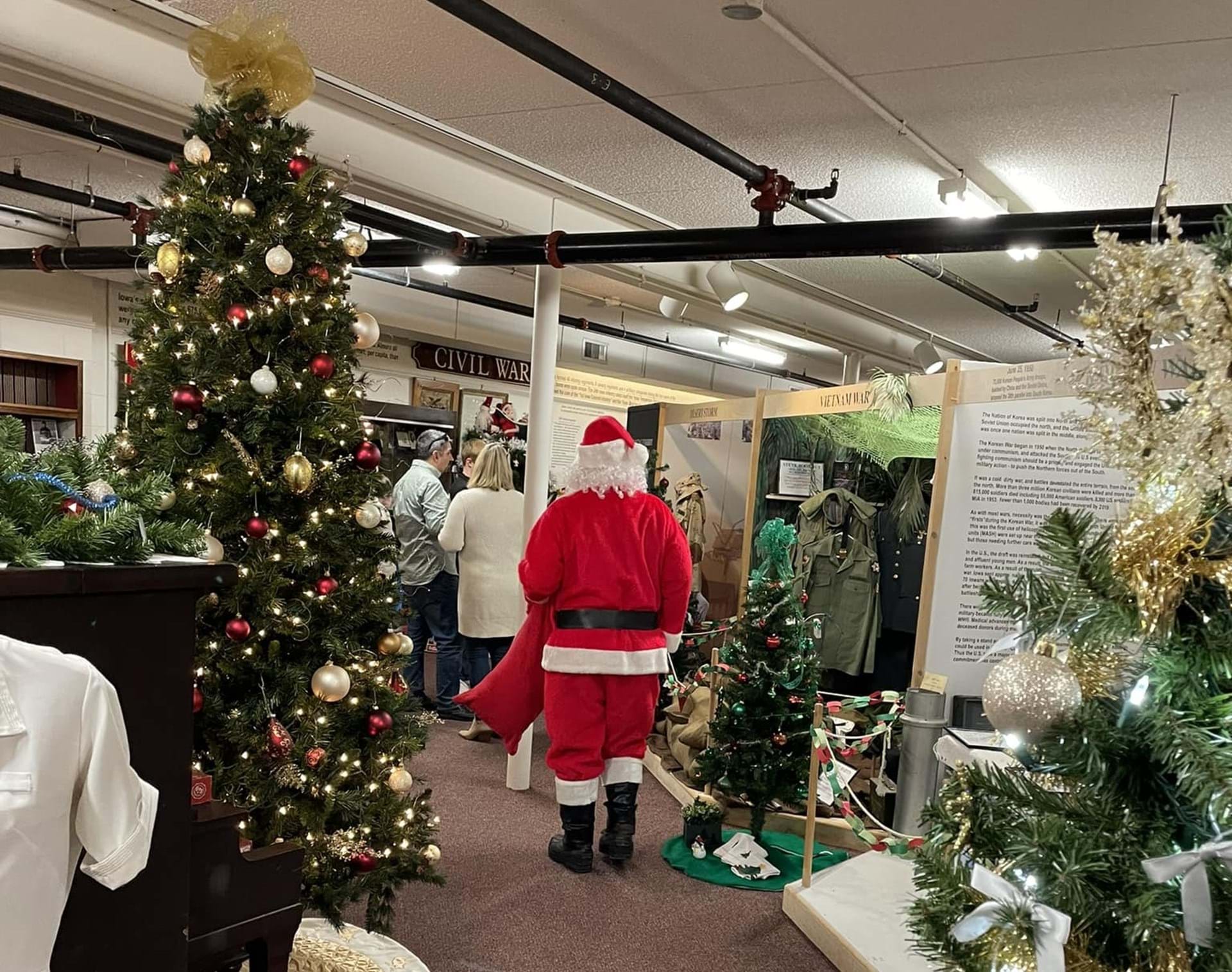 Even Santa enjoys the TREE-mendous Christmas Experience!