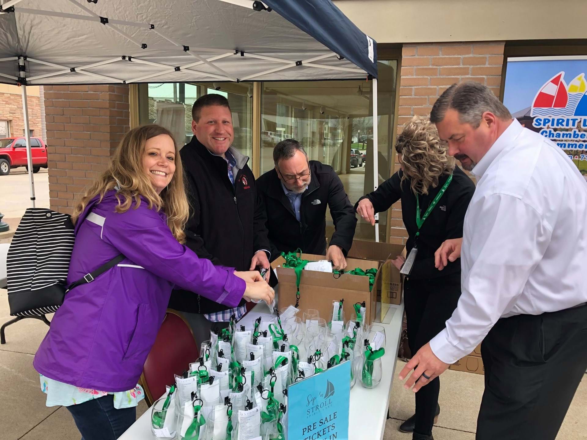 Spirit Lake Sip & Stroll