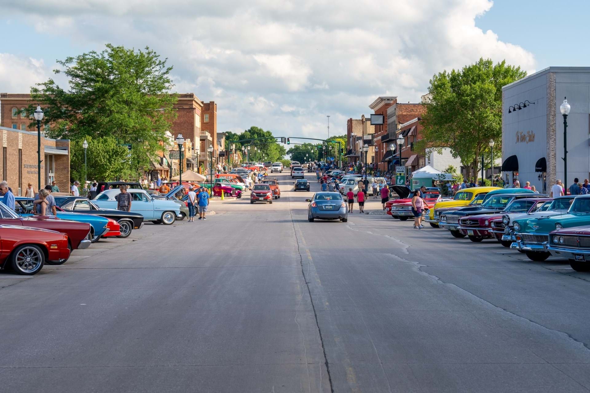 Spirit Lake Classic Car Cruise In