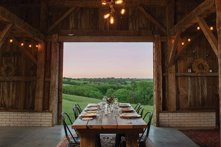 Lone Oaks Farm, Winterset Iowa