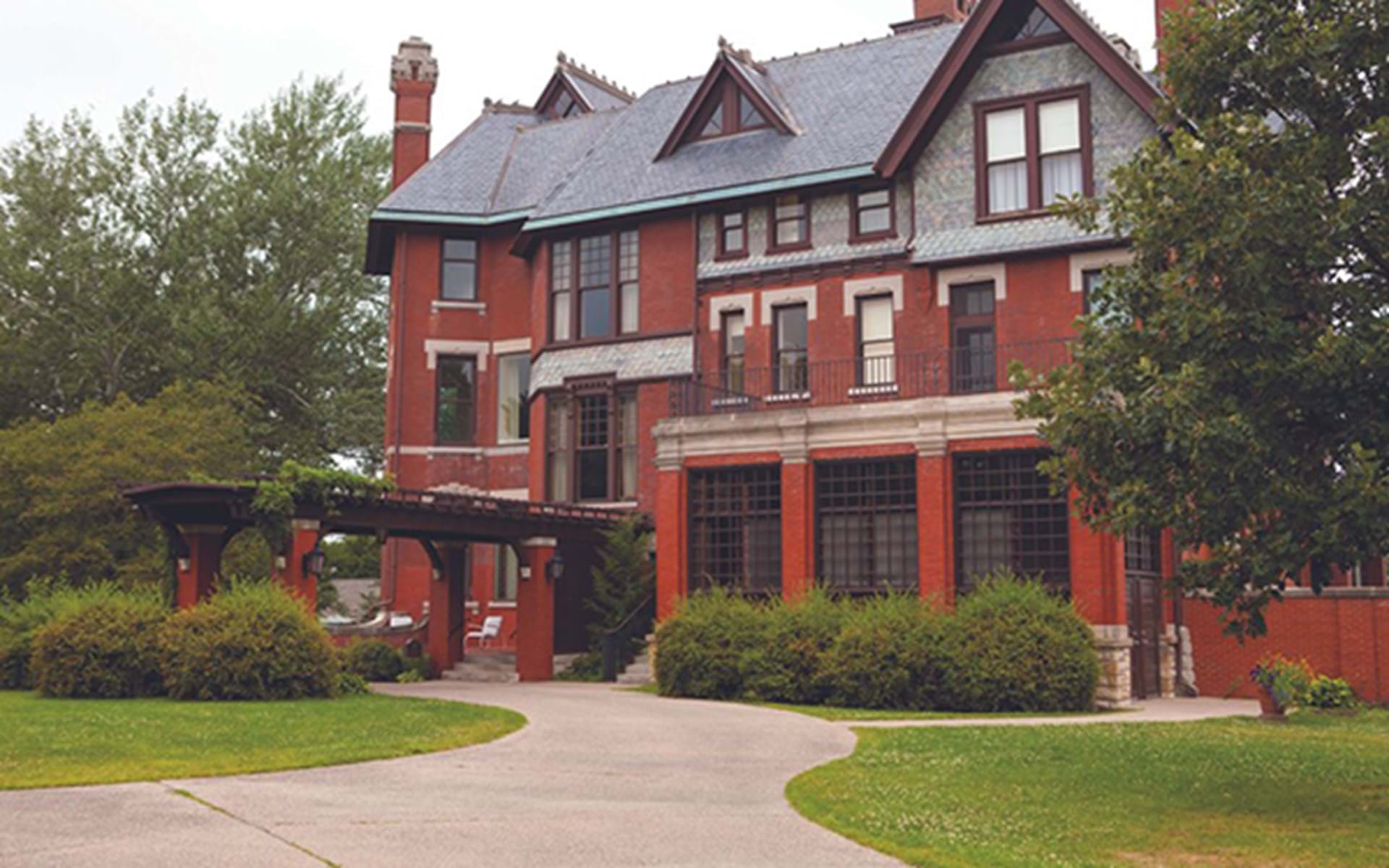 Brucemore: The Grandest House West of Chicago