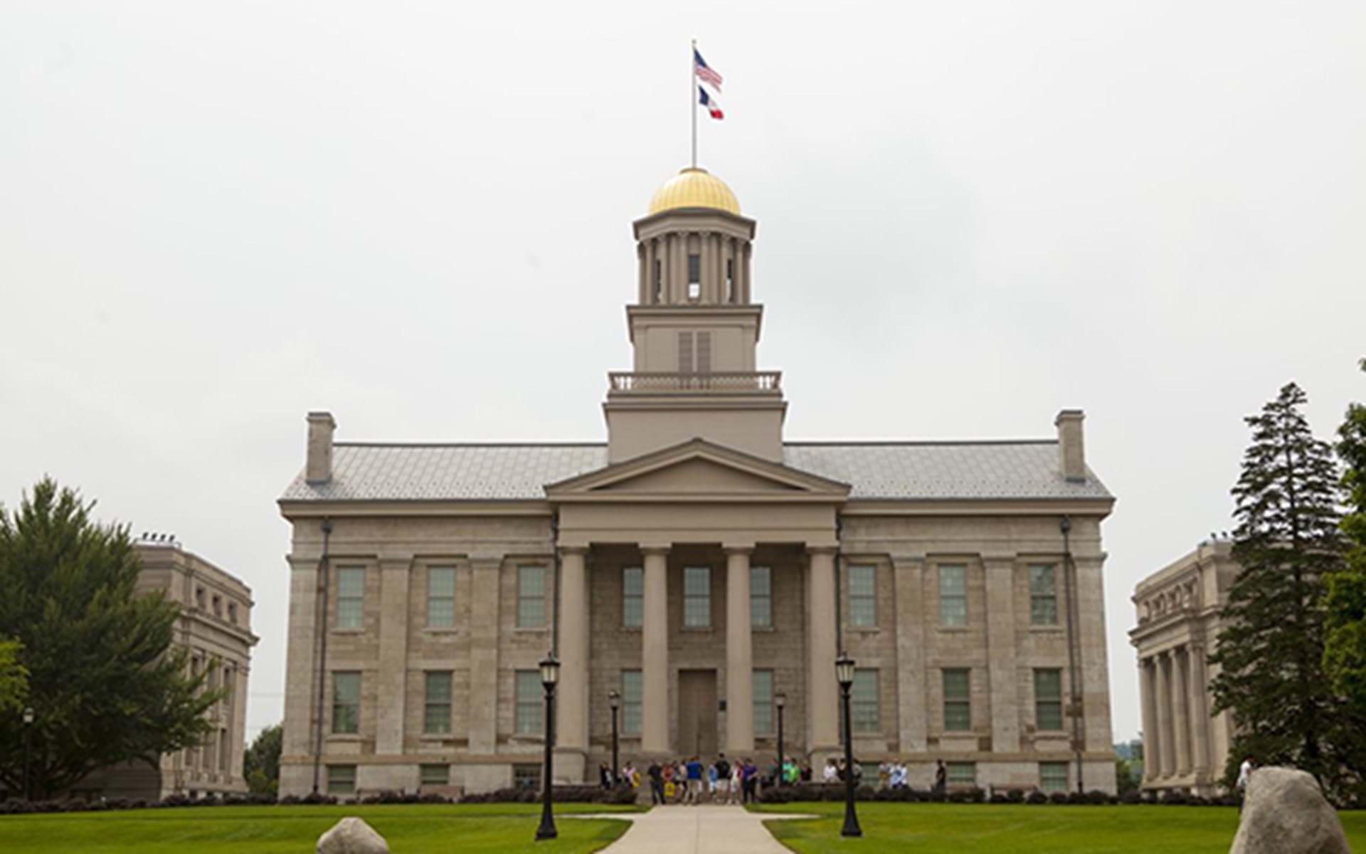 Campus Town Vacations: Iowa City