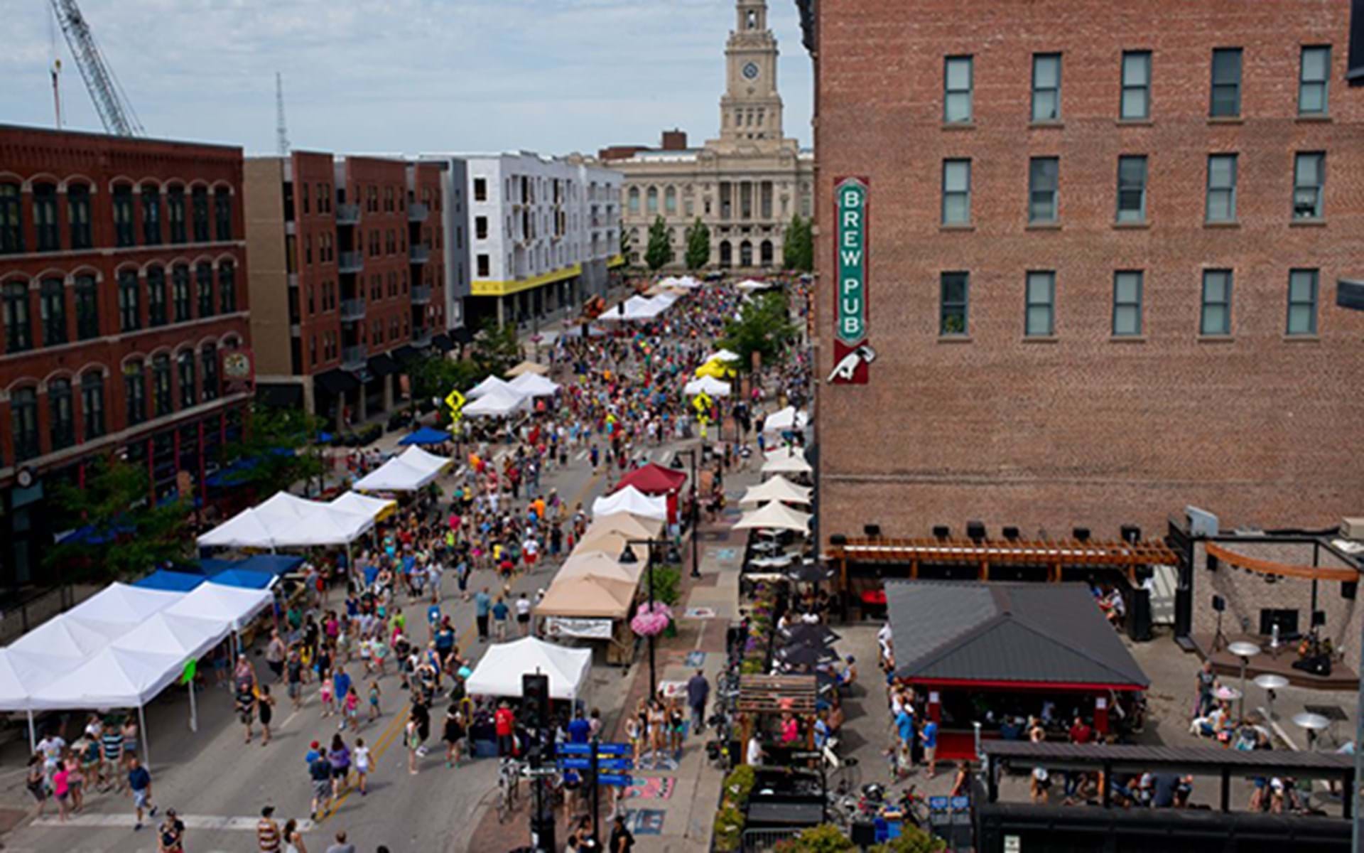 Fresh & Local Farmers' Markets