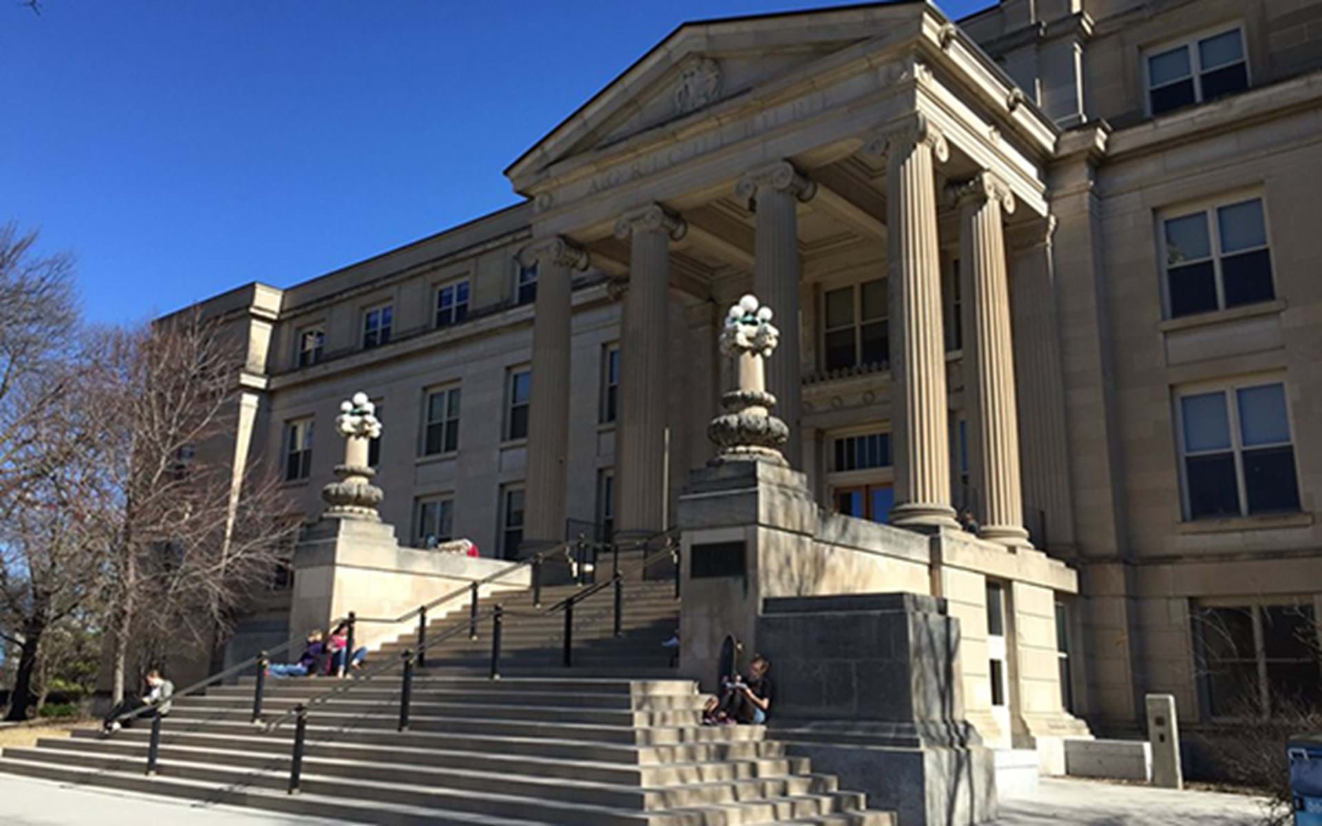 Campus Town Vacations: Ames