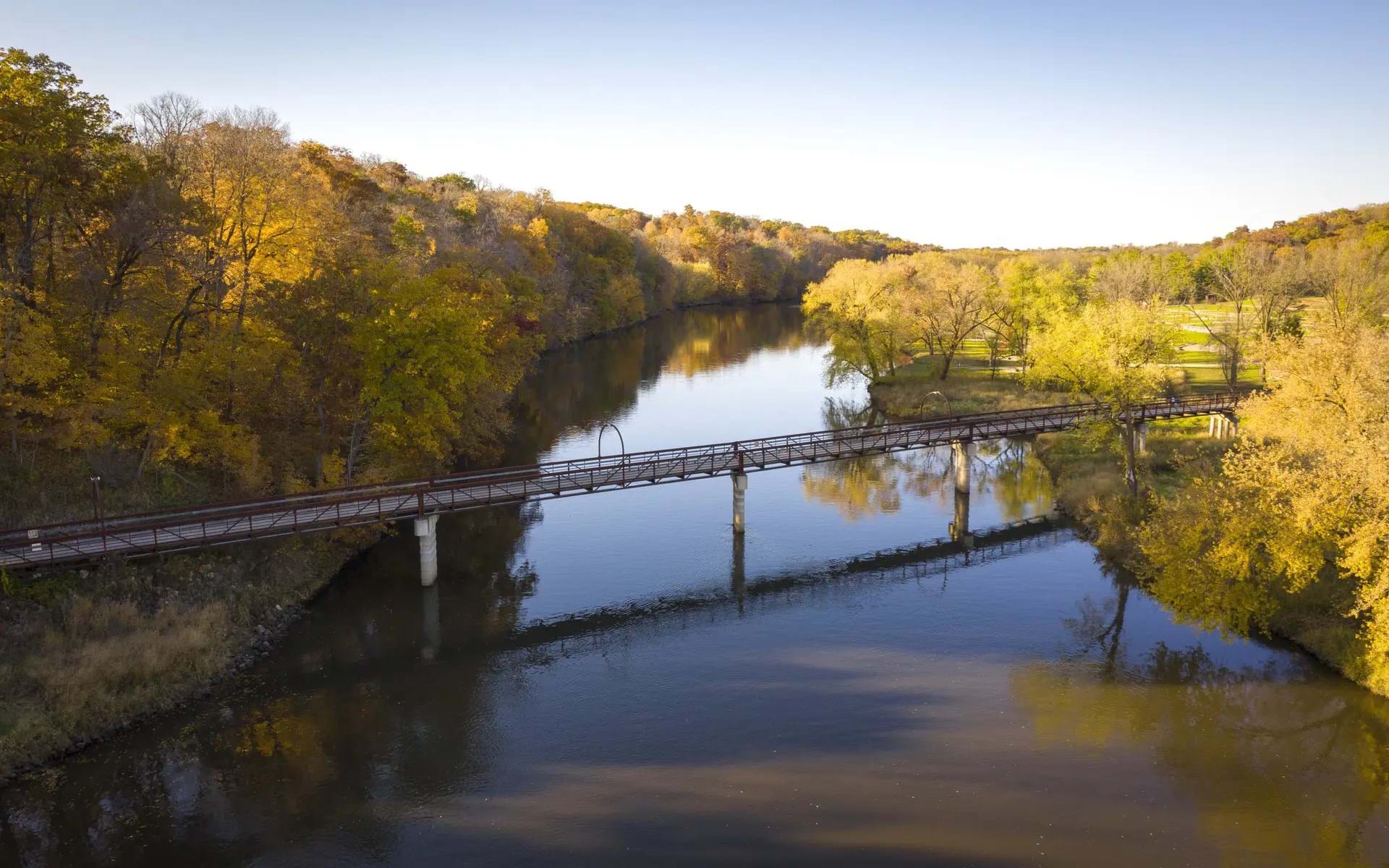 20 Ways to See Iowa's Fall Colors