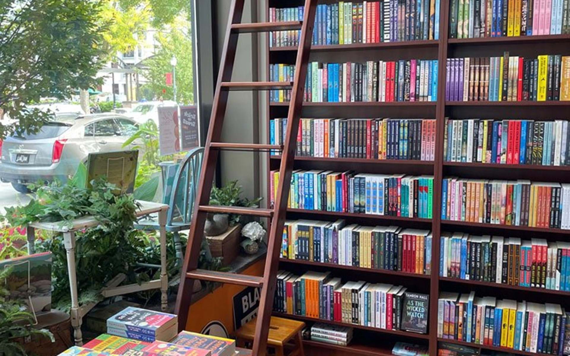 Get Booked: A Complete Guide to Iowa's Independent Bookstores