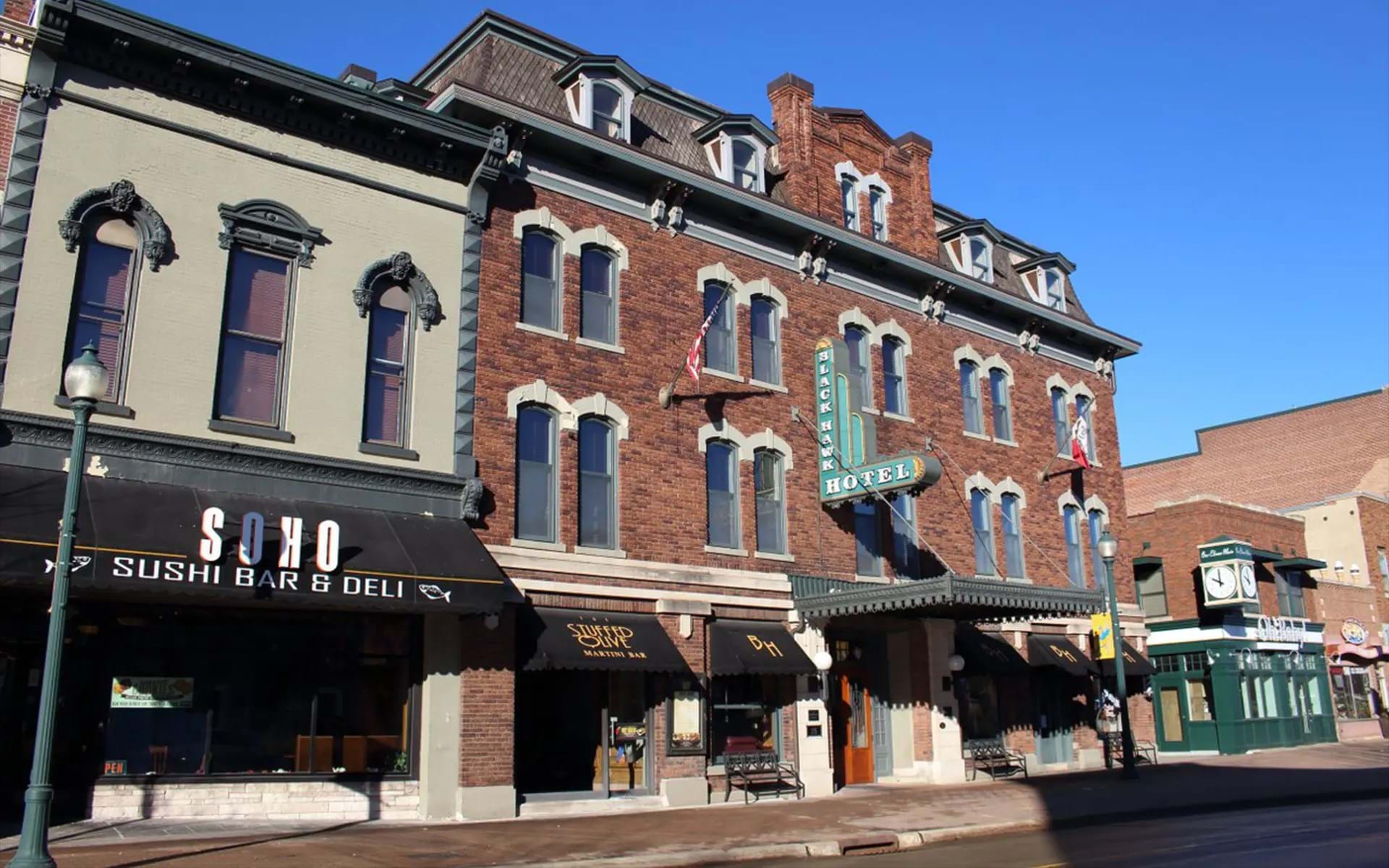 How to Spend 48 Hours in the Cedar Valley