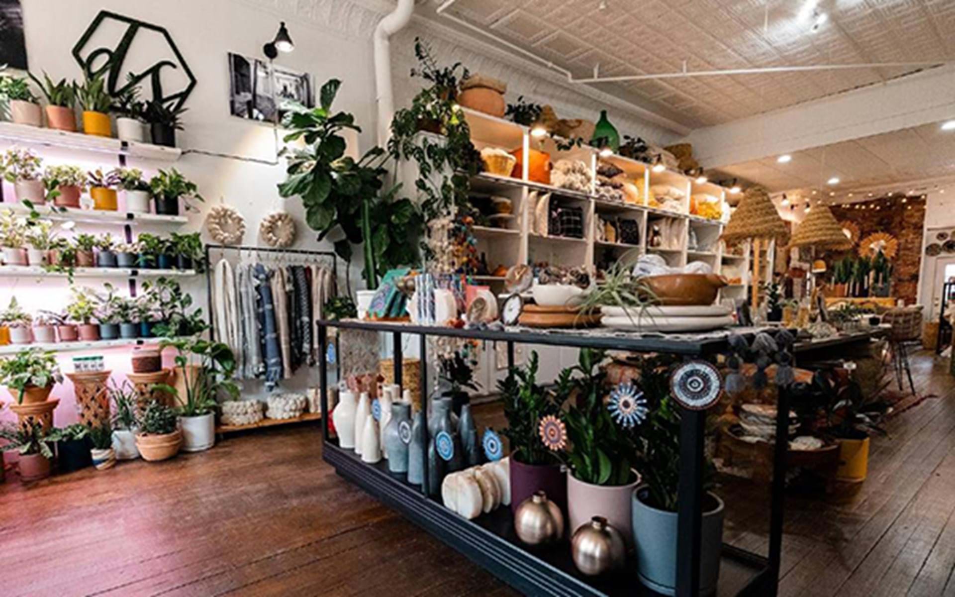 A Girls' Getaway to Cedar Falls