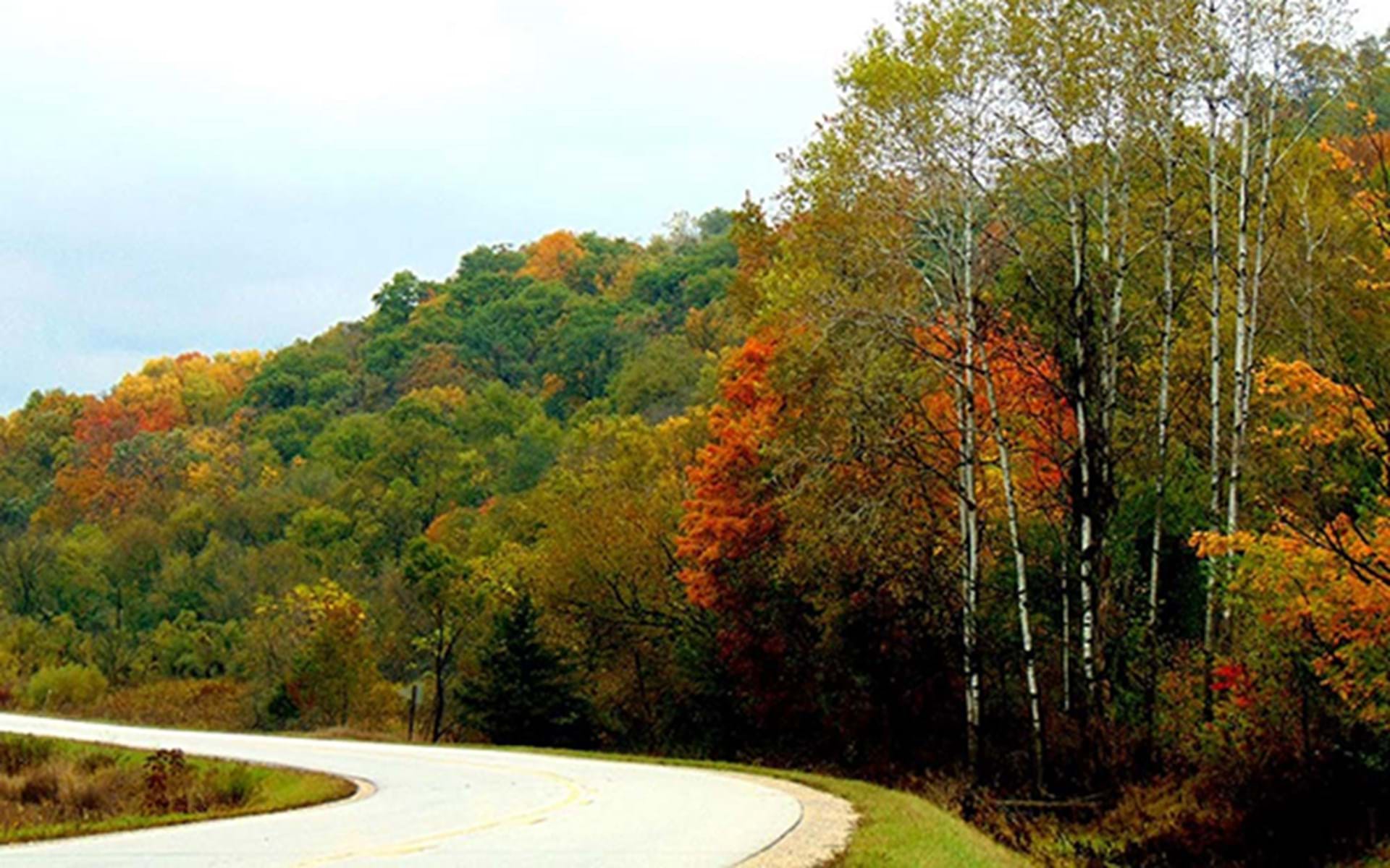 Fall Drive on the Driftless Area Scenic Byway