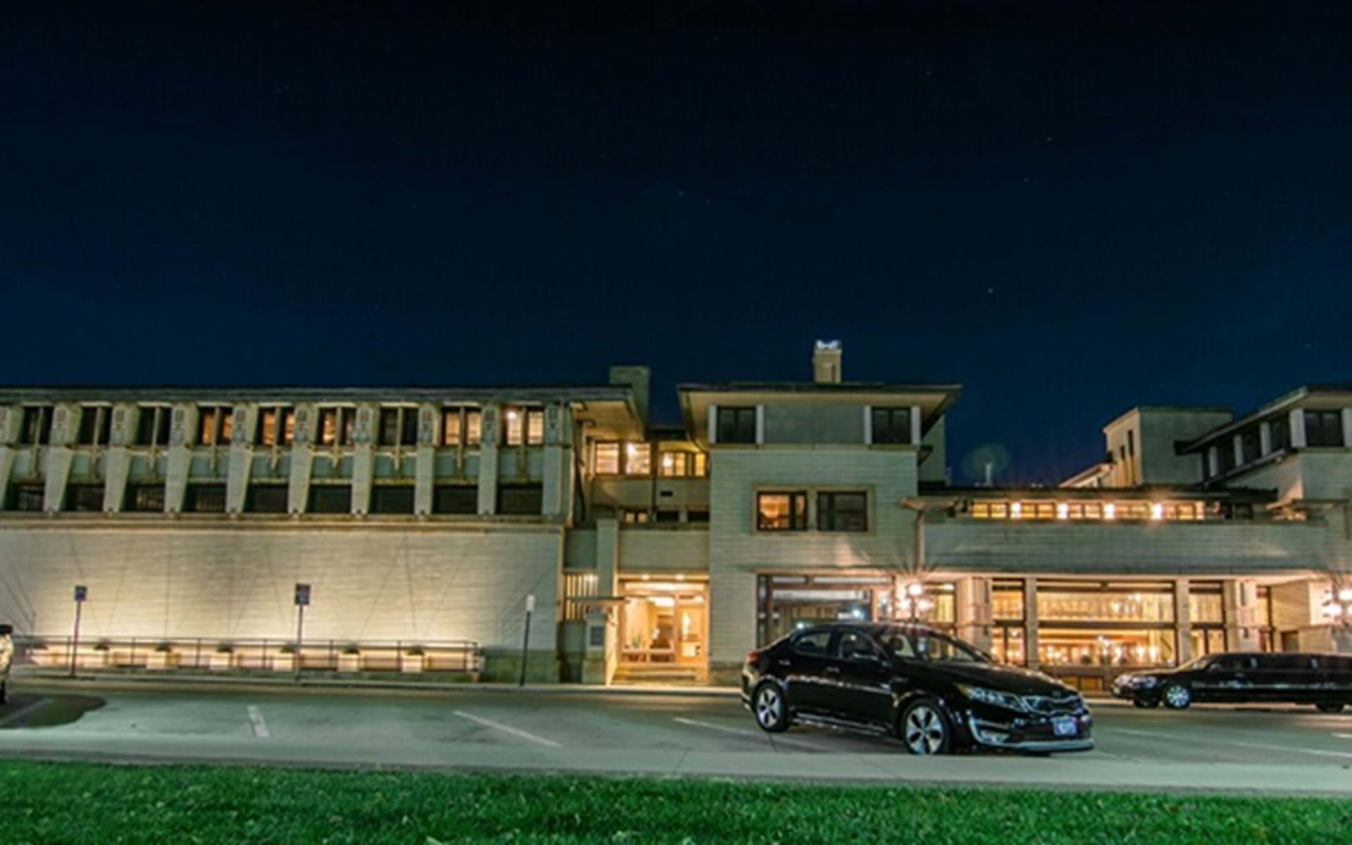 Interest-ing Iowa Hotels