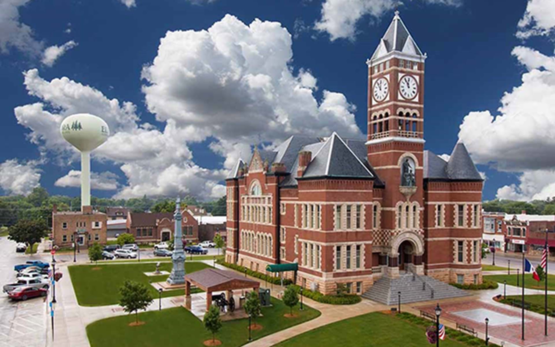 10 Historic Town Squares