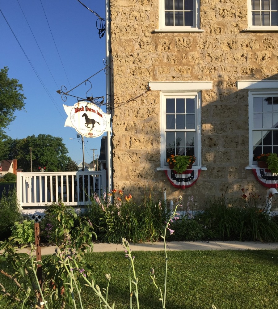 8 Places to Stay on the Mississippi: Black Horse Inn, Sherrill, Iowa