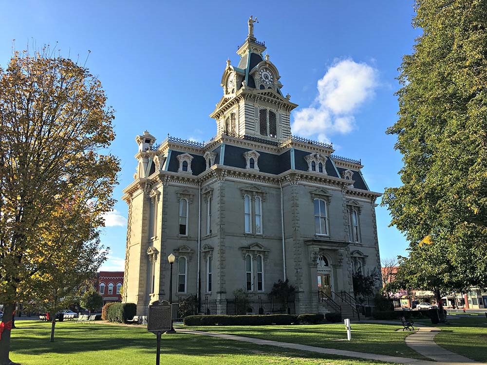 Davis County Courthouse, Bloomfield