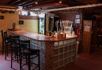 Cafe Rose, Edgewood
