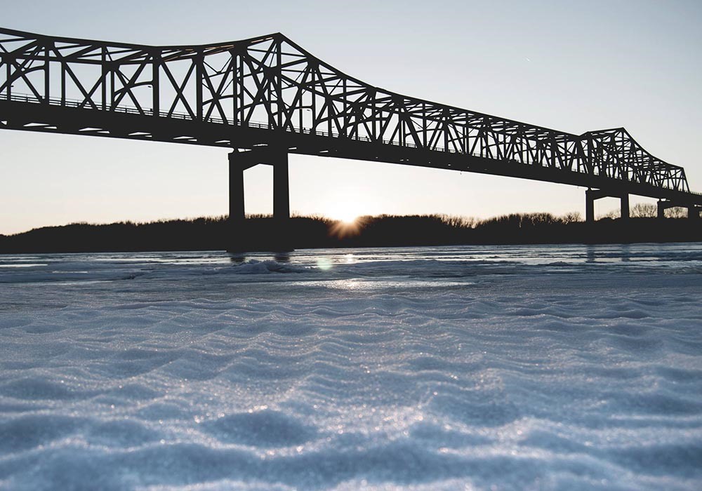 Lyons-Fulton Bridge, Clinton