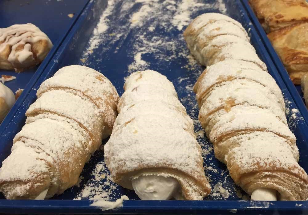 Iowa's Best Donuts: Hiland Bakery, Des Moines