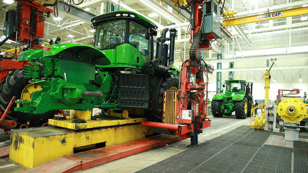 john deere factory tours in iowa