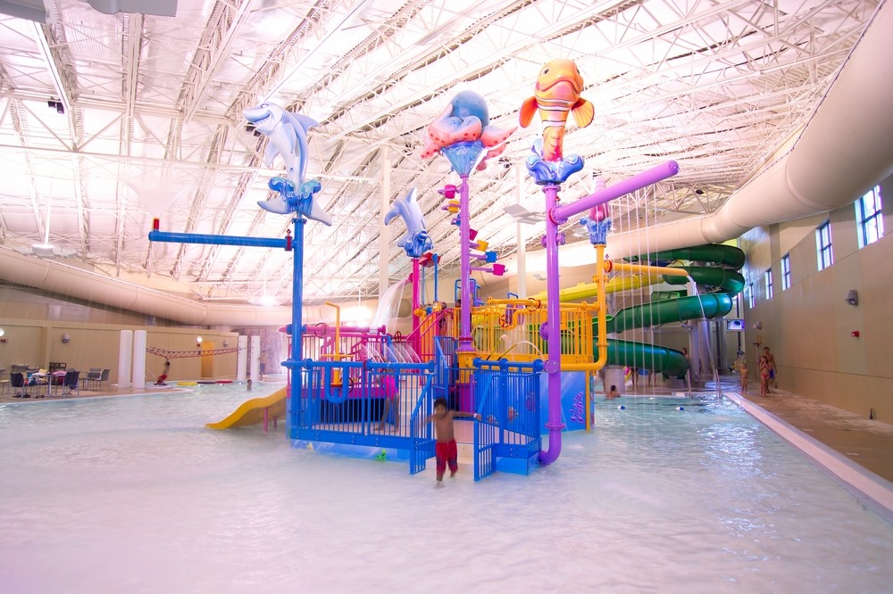 Indoor Waterparks in Iowa: King's Pointe Resort, Storm Lake