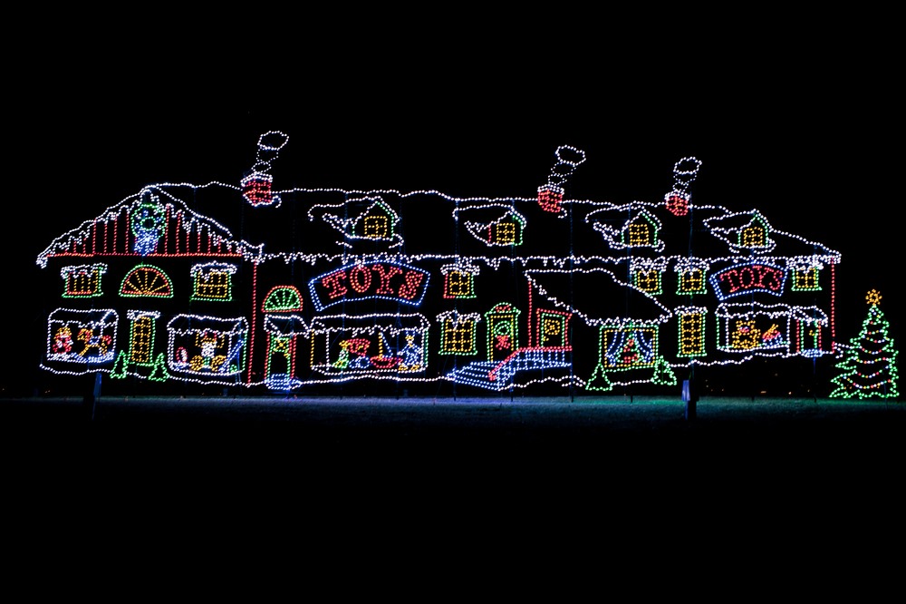 Holiday Light Displays: Mount Pleasant, Iowa