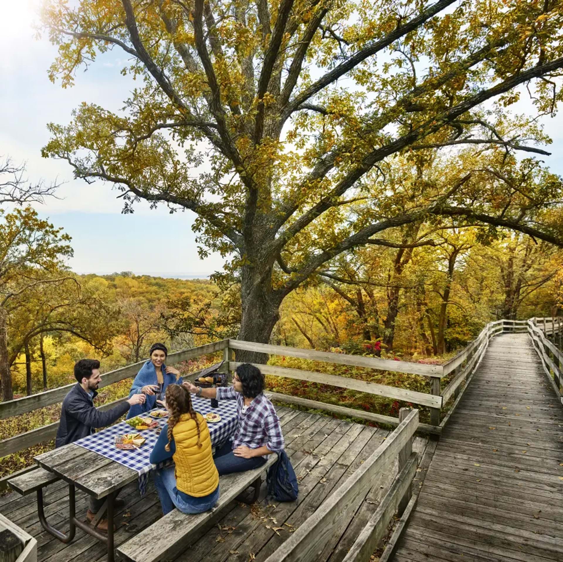 9 Best Fall Color Views in the Loess Hills