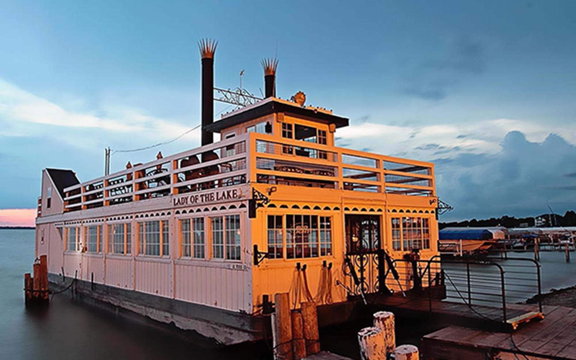 Rollin' on the River: Iowa Boat Cruises