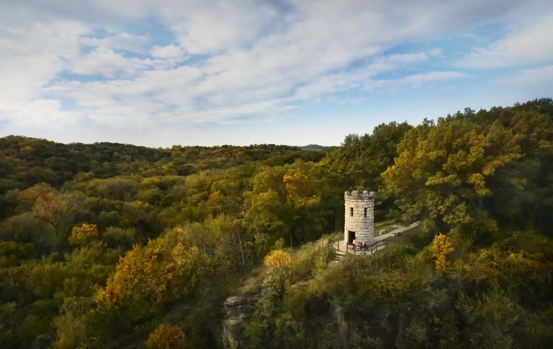 Your Weekend Getaway to Dubuque: Where to Stay, Eat & Explore