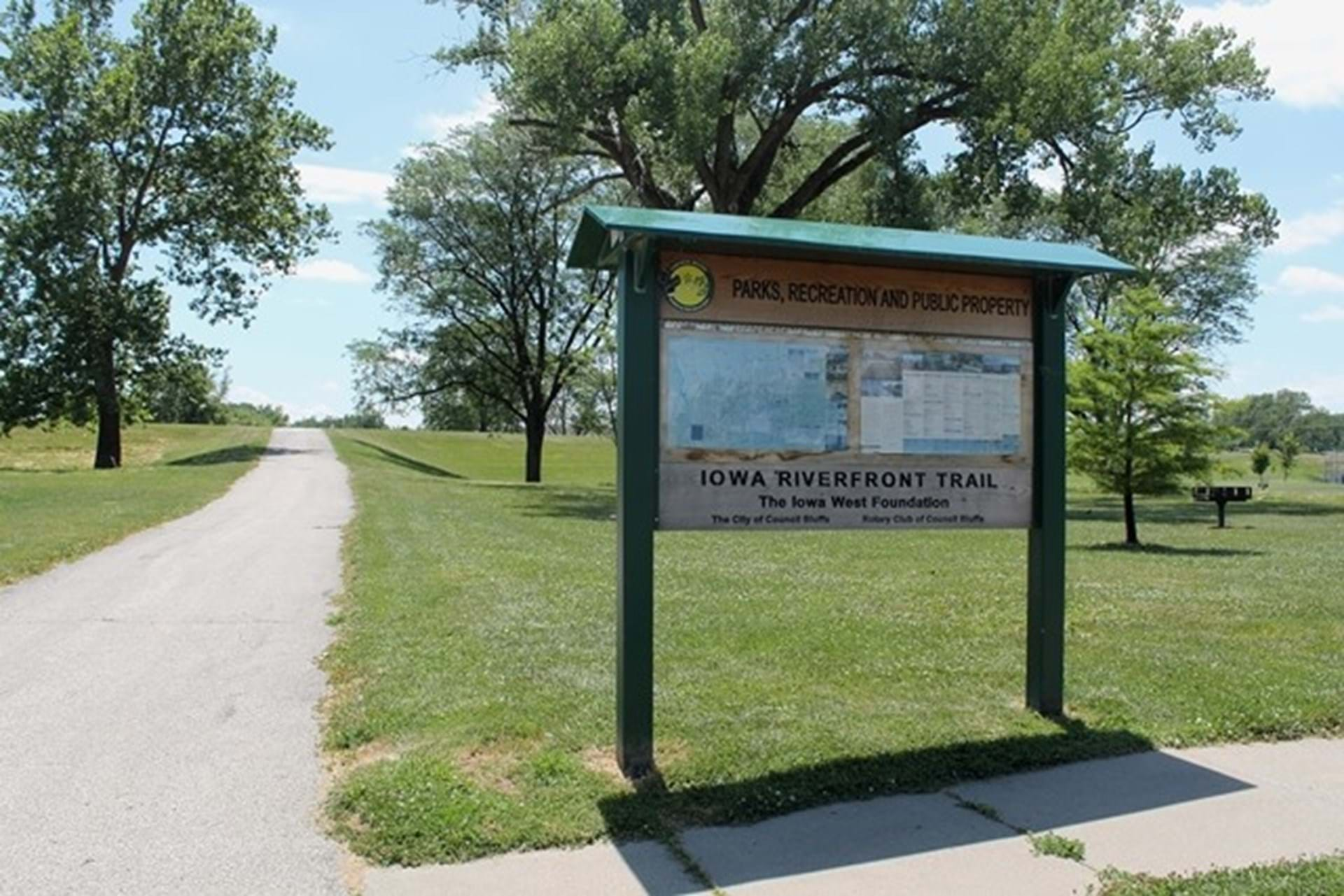 Iowa Riverfront Trail