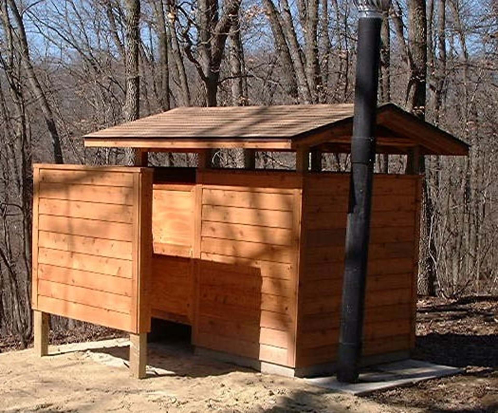 Restroom for Red Oak Cabin users