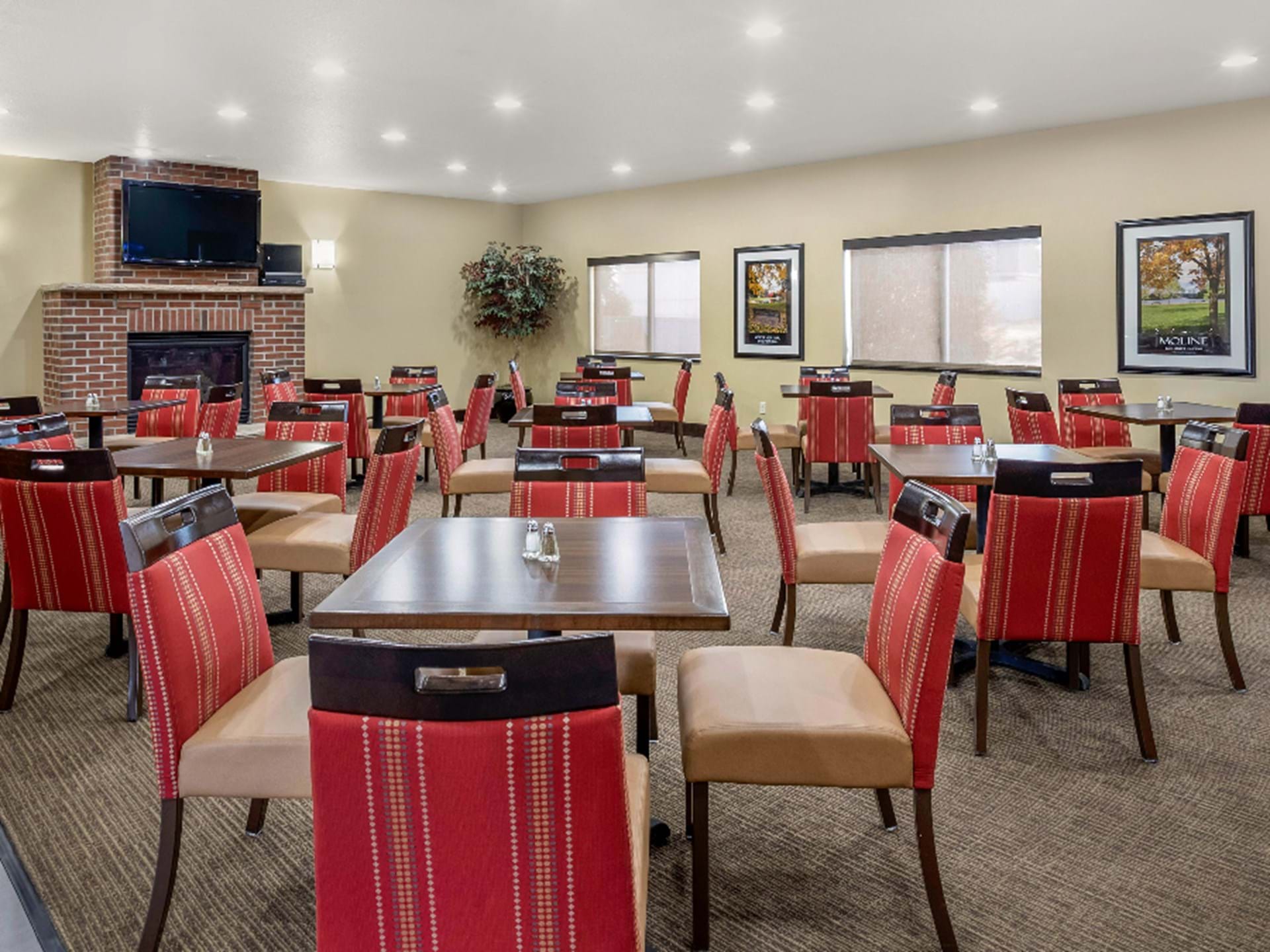 Comfort Inn & Suites Davenport Davenport, Iowa Travel Iowa