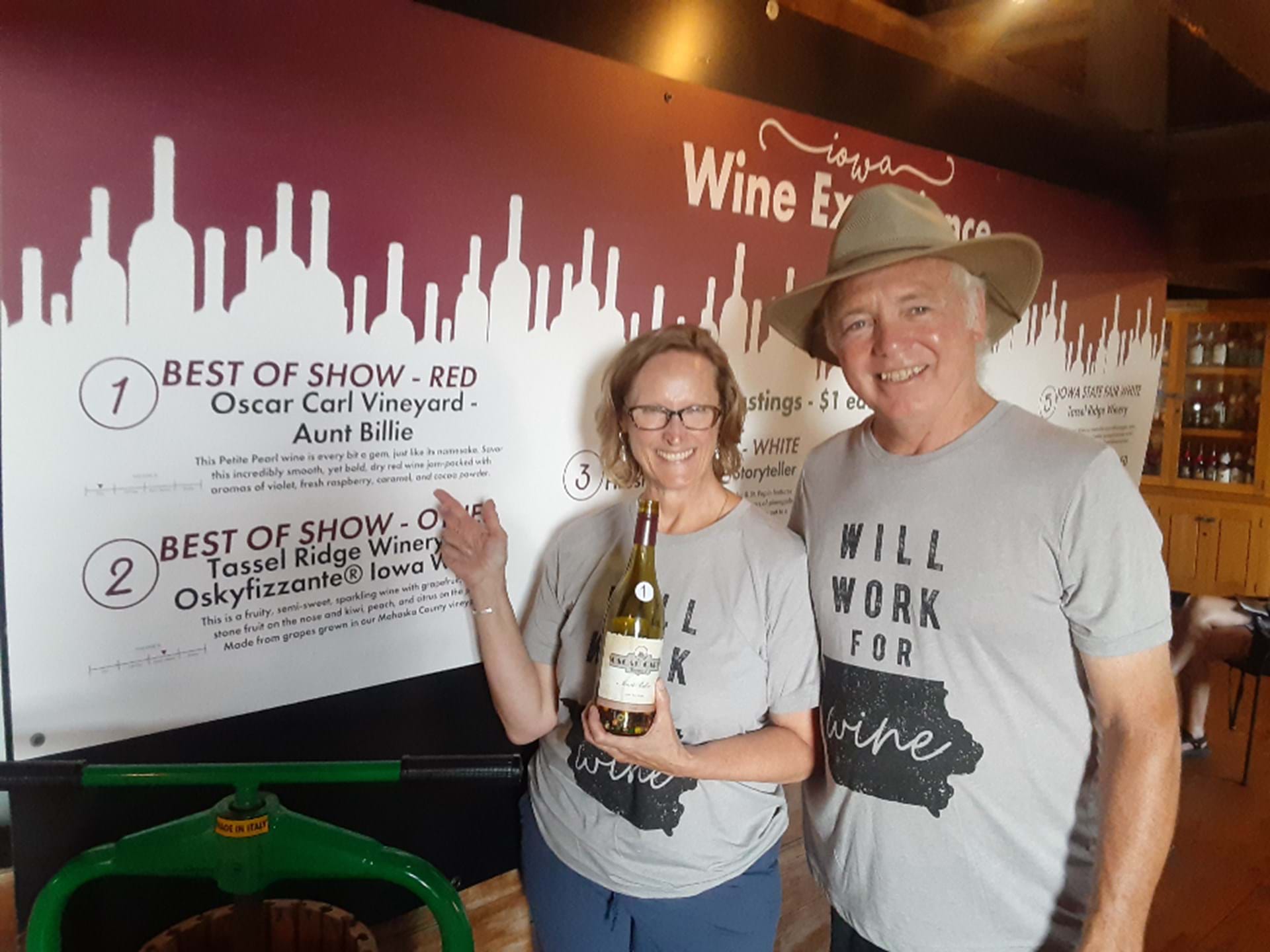 Best of Show Red - Aunt Billie! With Roy & Melanie, owners.
