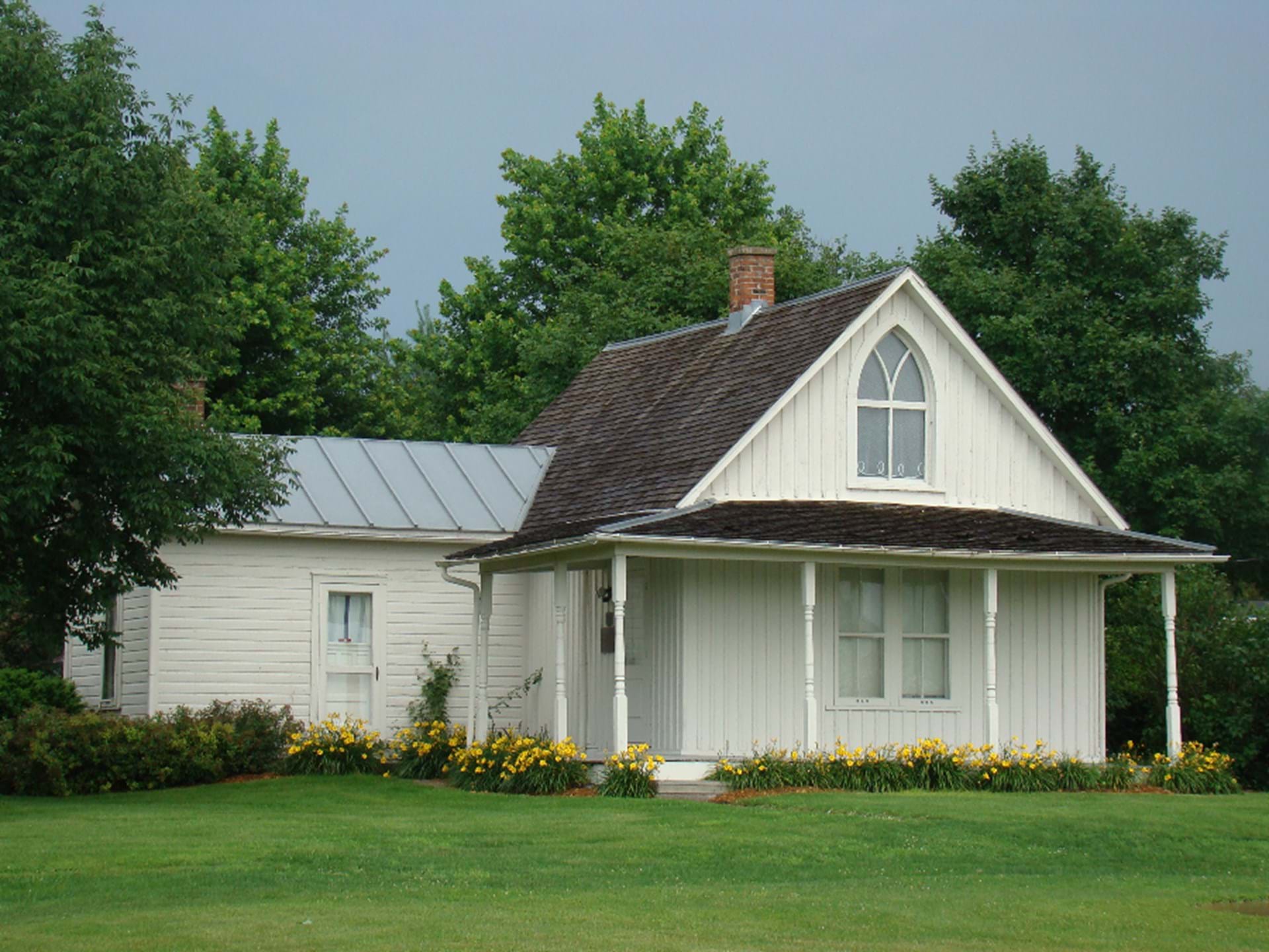 American Gothic House (open for tours the 2nd Sat. of the month, April-October)